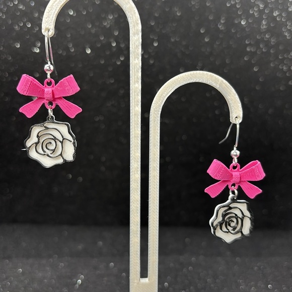 Pink Bow and White Rose Earrings - Picture 4 of 4